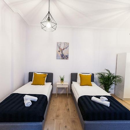 Grodzka 42 Apartment Красков Екстериор снимка