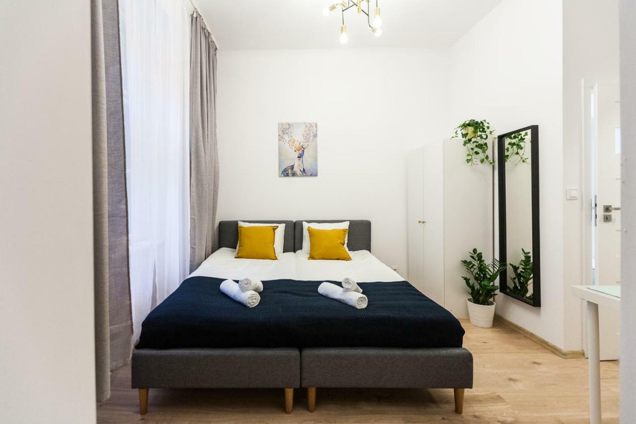 Grodzka 42 Apartment Красков Екстериор снимка