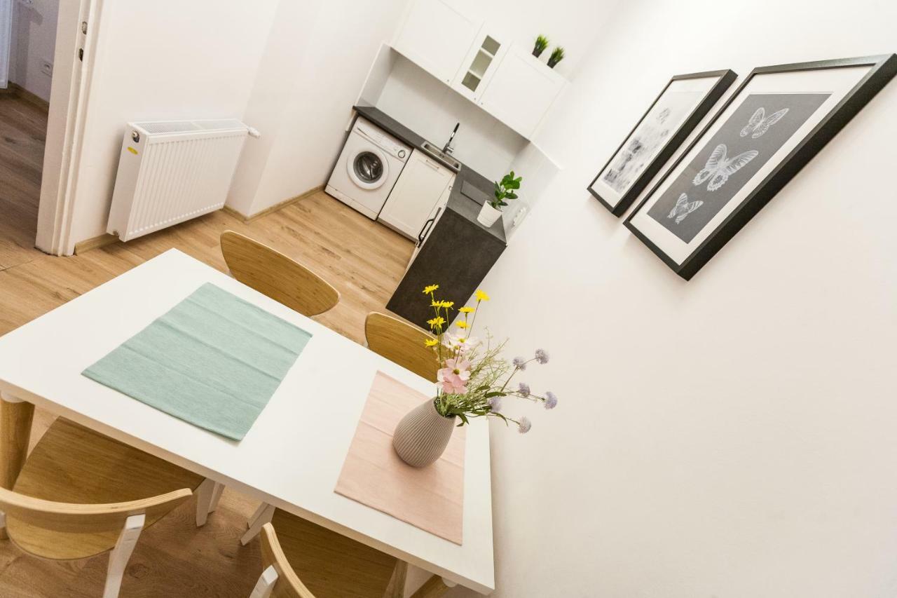 Grodzka 42 Apartment Красков Екстериор снимка